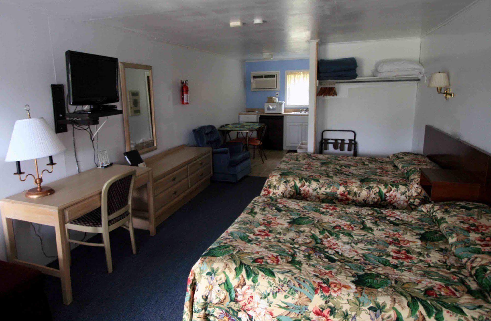 Cabin City Motel เคปเมย์ ภายนอก รูปภาพ